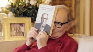 Ennio Morricone raccontato dal suo unico biografo, il compositore Alessandro De Rosa