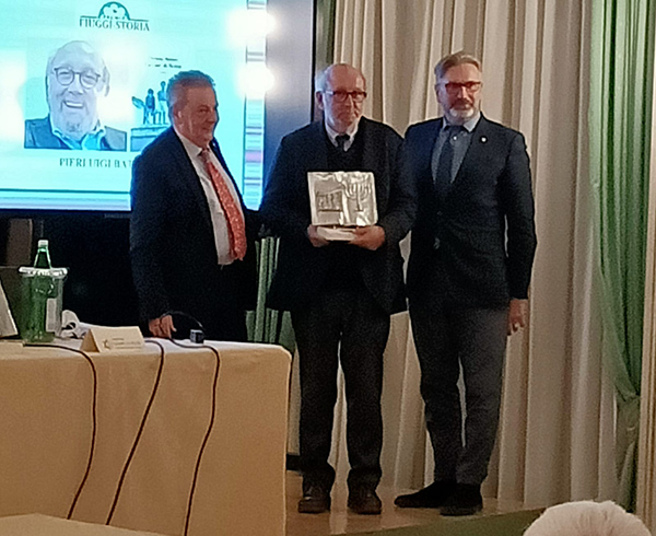 La premiazione di Pierluigi Battista