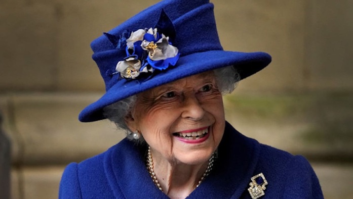 Addio alla regina Elisabetta II, Carlo è il nuovo re