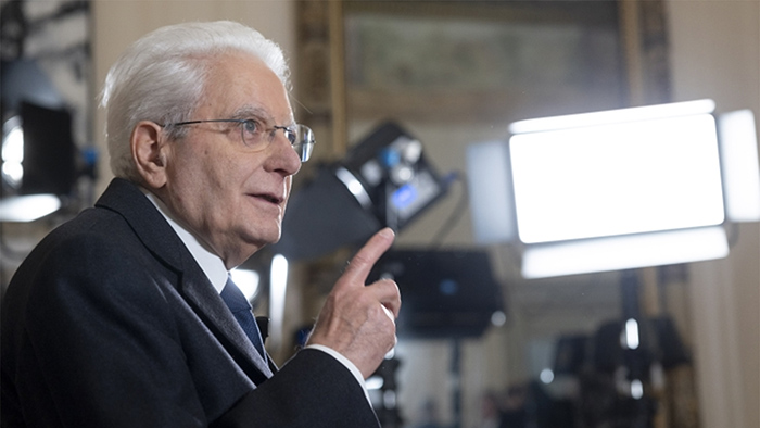 Mattarella: non dobbiamo abituarci all'orrore della guerra e alla ferocia del terrorismo