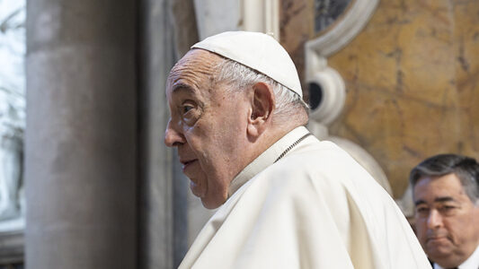 L’ultima benedizione. Papa Francesco è morto oggi, a 88 anni