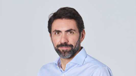 “Abbracciare il Perdono”, un incontro con Daniel Lumera a L'Aquila