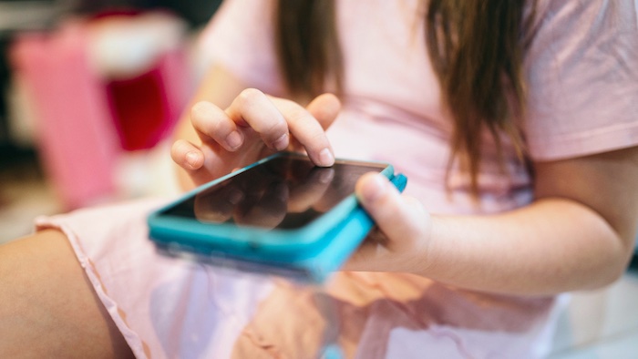 Kids Act: dall’Ue stop ai social per i ragazzi sotto i 13 anni